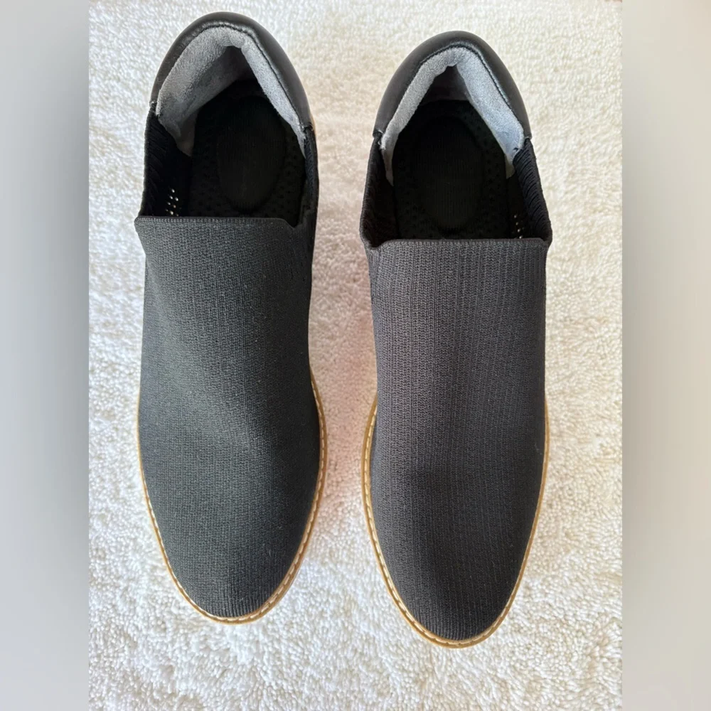 Me Too Women’s Slip-On Wedge Shoe
